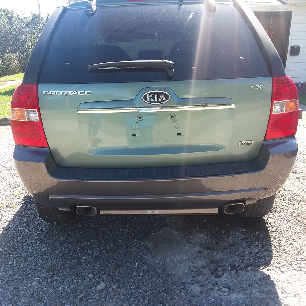 Car - Picture 4 of 5